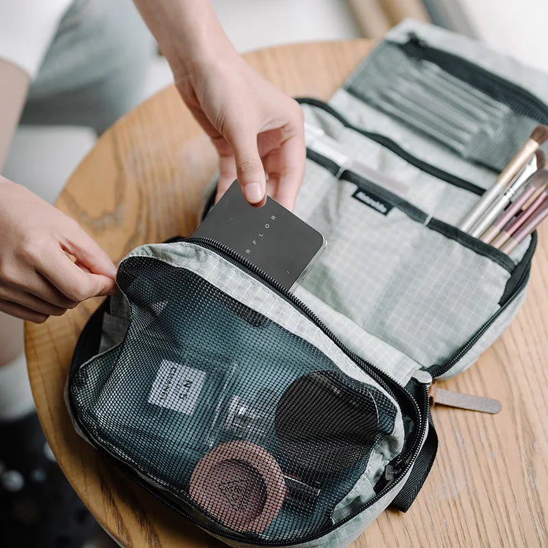 Naturehike  Toiletry Bag – Wet & Dry Separation Travel Organizer