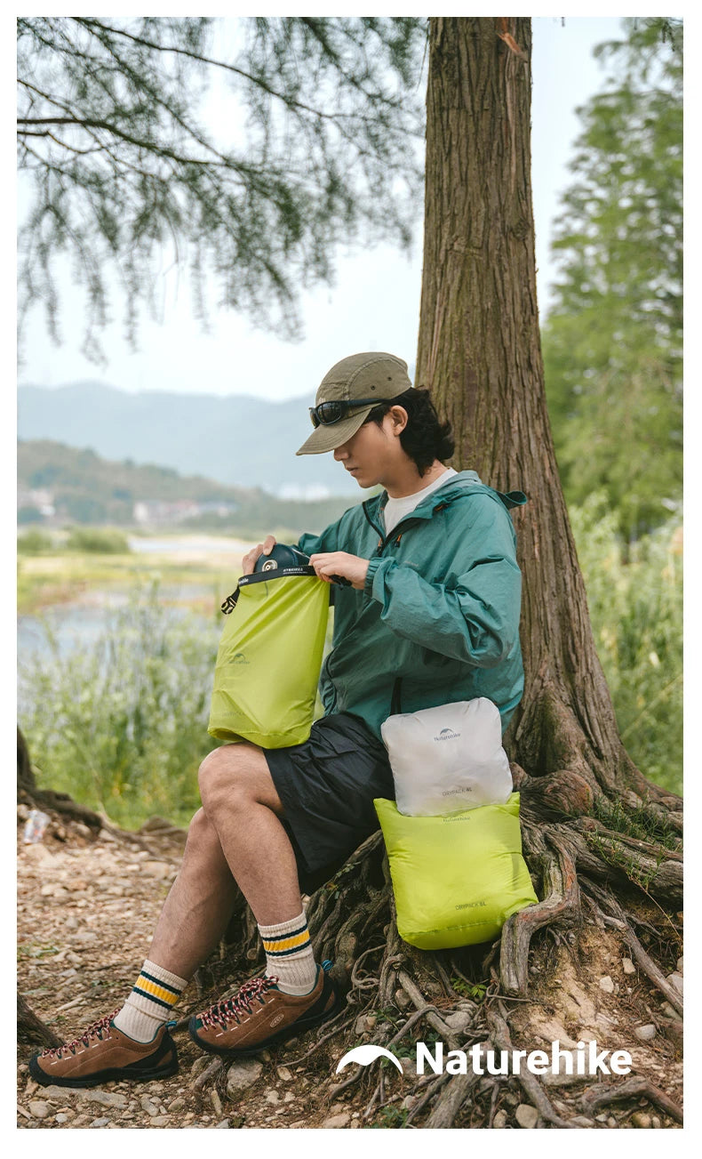 Naturehike Waterproof Dry Bag – Compression Roll-Top Sack for Kayaking, Rafting & Camping (2L / 4L / 8L)